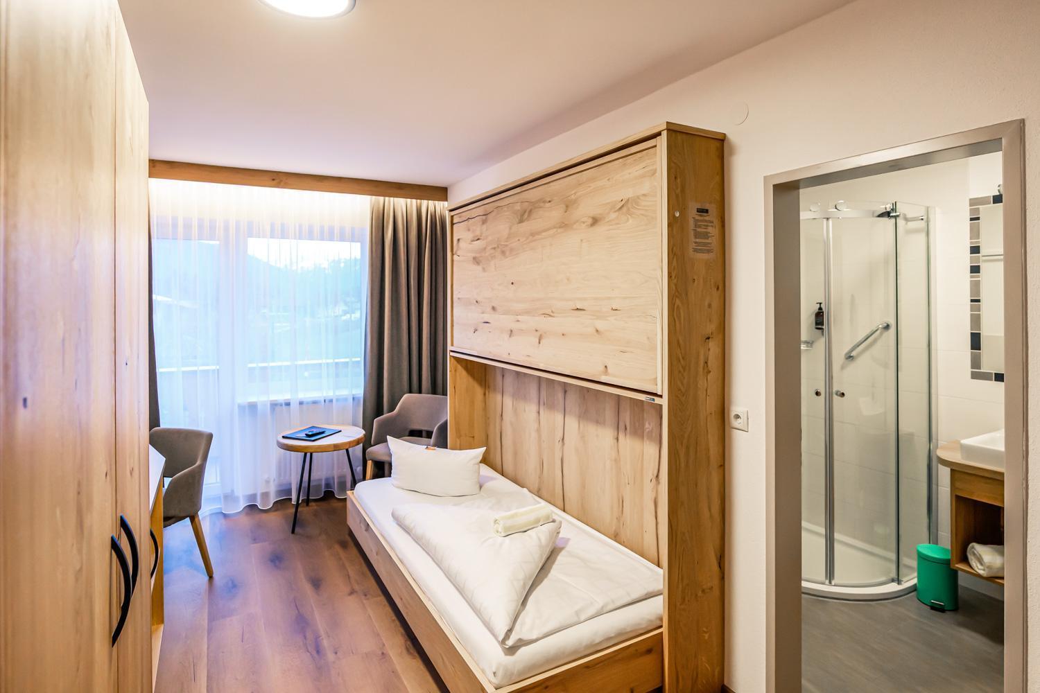 Hotel Foehrenhof Stanzach Eksteriør billede
